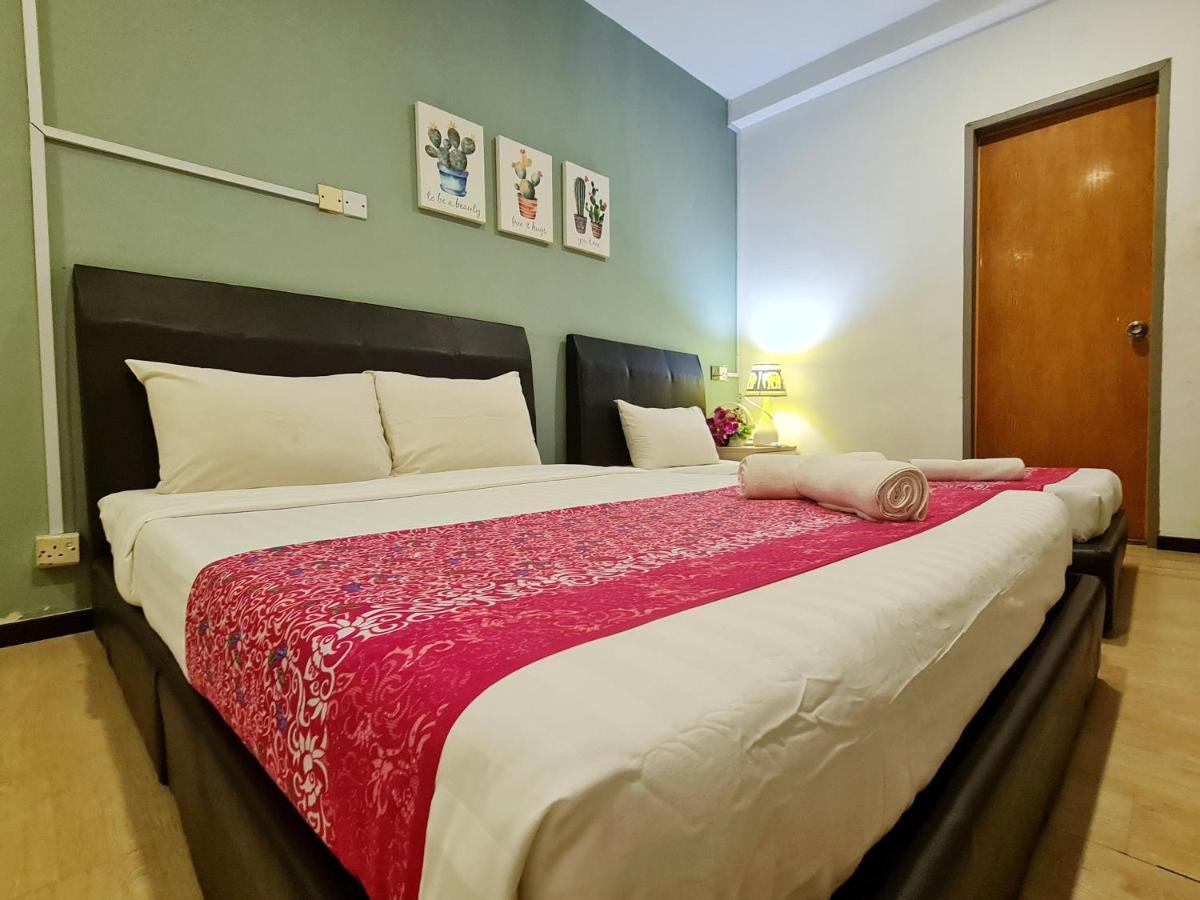 Treeline Urban Inn Кота-Кінабалу Екстер'єр фото
